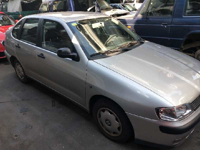 seat cordoba berlina (6k2) del año 2000