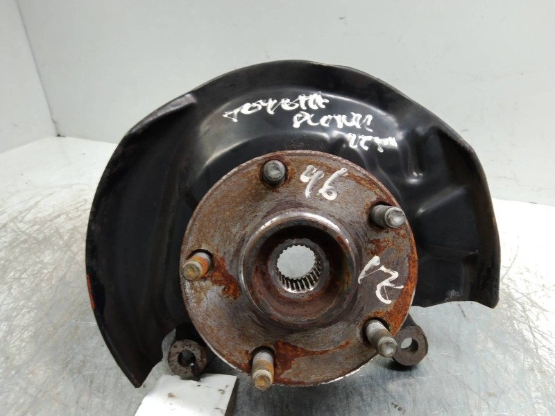 Recambio de mangueta delantera izquierda para toyota picnic (m10) 2.2 turbodiesel referencia OEM IAM   