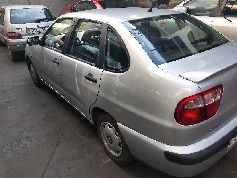 seat cordoba berlina (6k2) del año 2000