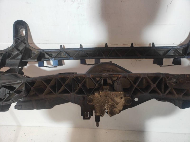 Recambio de panel frontal para ford c-max (cb3) ghia referencia OEM IAM   