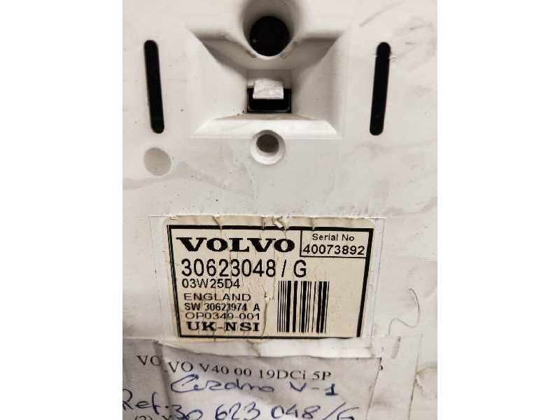 Recambio de cuadro instrumentos para volvo v40 familiar 1.9 diesel cat referencia OEM IAM 30623048G OP0349001 