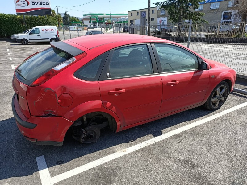 ford focus berlina (cap) del año 2005