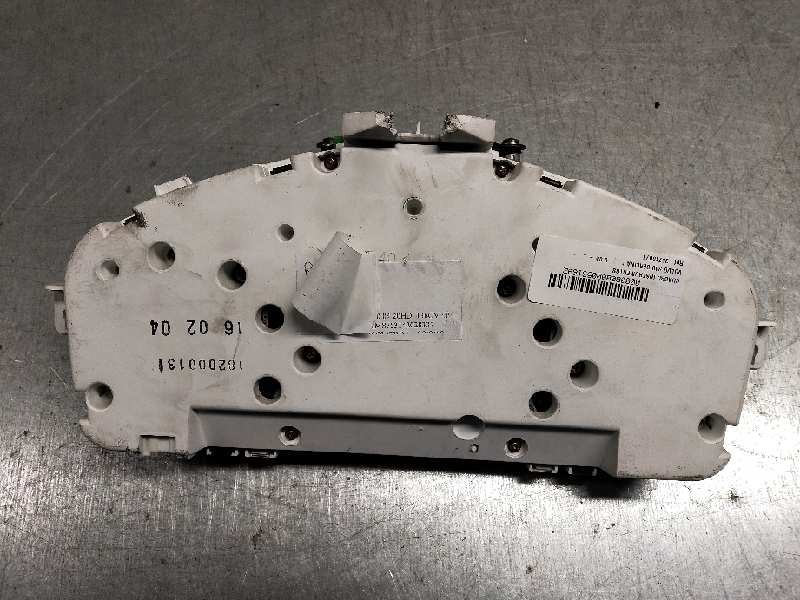 Recambio de cuadro instrumentos para volvo s40 berlina 2.0 diesel cat referencia OEM IAM 30710071  