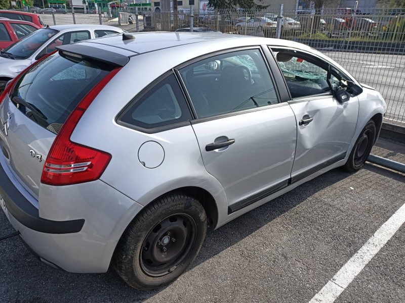 citroen c4 berlina del año 2009