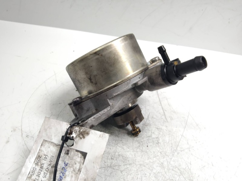 Recambio de depresor freno / bomba vacio para kia rio 1.5 crdi ex2 referencia OEM IAM 288102A201  