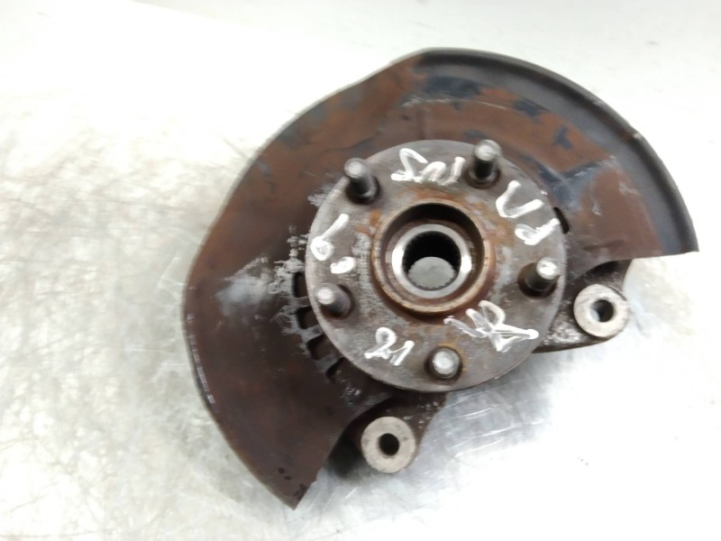 Recambio de mangueta delantera derecha para toyota prius (nhw30) plug-in hybrid advance referencia OEM IAM   