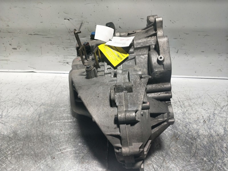 Recambio de caja cambios para volvo serie 850 2.5 turbodiesel referencia OEM IAM   