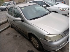 opel astra g berlina del año 2001