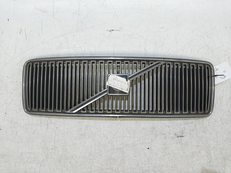 Recambio de rejilla delantera para volvo serie 850 2.5 cat referencia OEM IAM   