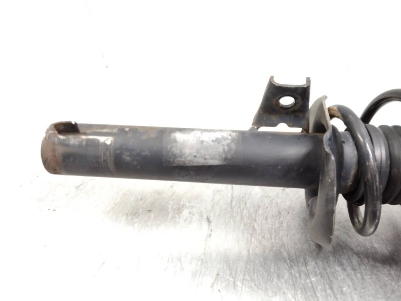 Recambio de amortiguador delantero izquierdo para volkswagen jetta (1k2) advance referencia OEM IAM 1T0413031GG  