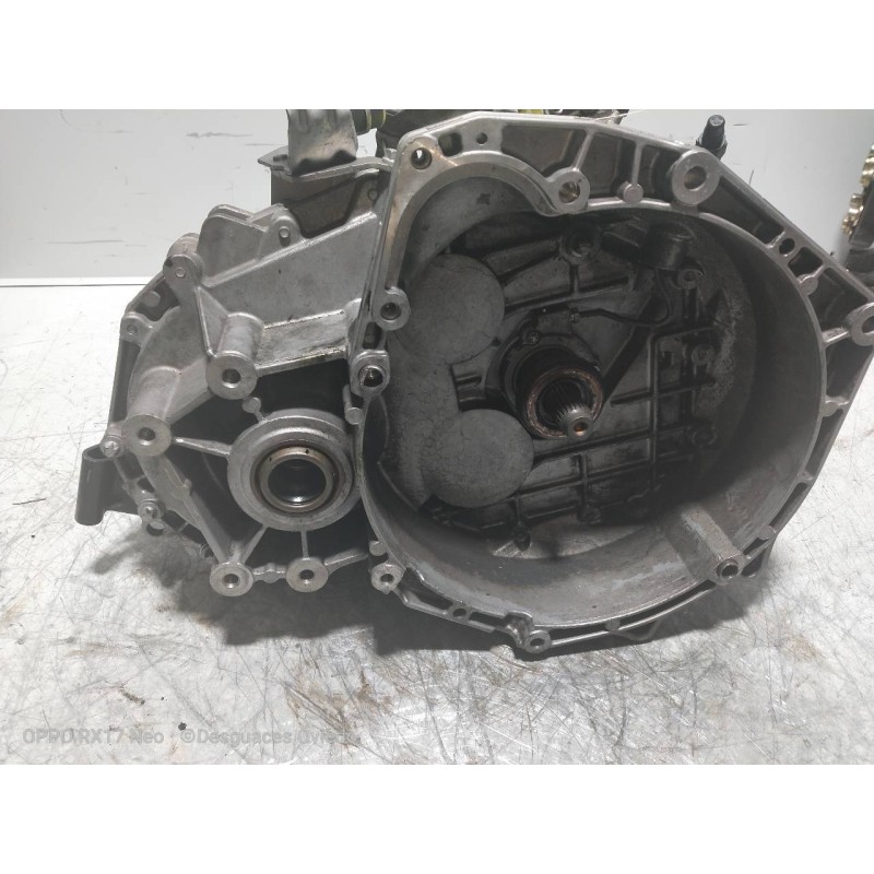 Recambio de caja cambios para opel vectra c berlina 1.9 16v cdti cat (z 19 dth / lrd) referencia OEM IAM F40 R05049238F 