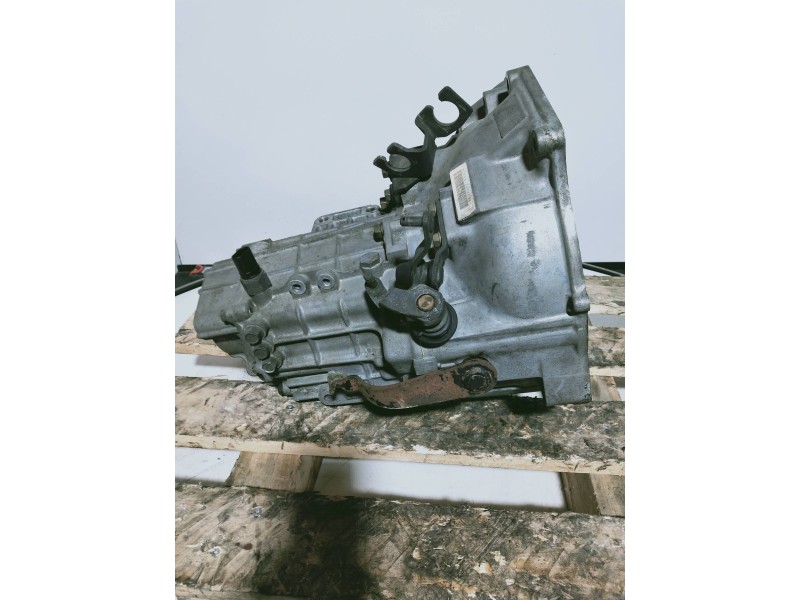 Recambio de caja cambios para mitsubishi lancer berlina (c60a/c70a) 1.5 cat referencia OEM IAM F5M211RRAC KQ2070 