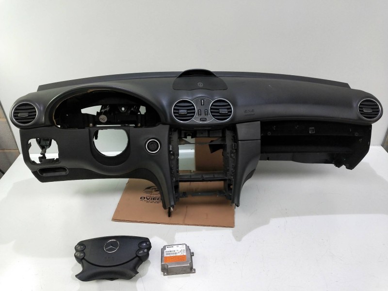 Recambio de kit airbag para mercedes clase clk (w209) coupe 2.7 cdi 20v cat referencia OEM IAM   