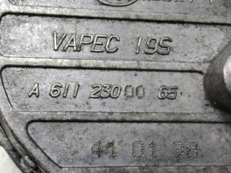 Recambio de depresor freno / bomba vacio para mercedes clase c (w203) berlina 200 compressor (203.045) referencia OEM IAM A61123