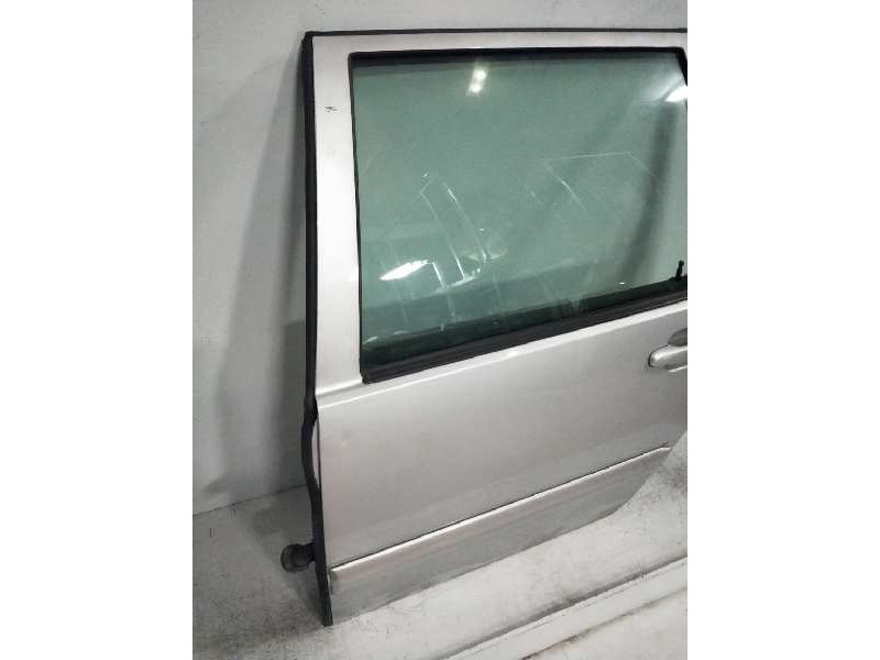 Recambio de puerta trasera izquierda para volvo s70 berlina 2.5 cat referencia OEM IAM   