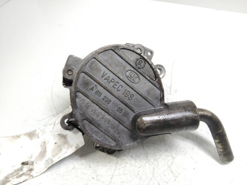 Recambio de depresor freno / bomba vacio para mercedes clase e (w210) berlina diesel 270 cdi (210.016) referencia OEM IAM A61123