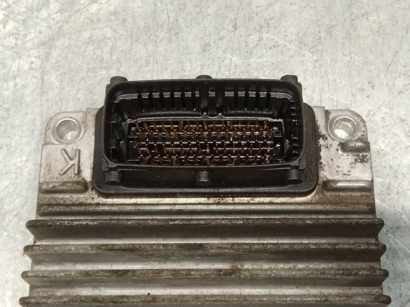 Recambio de centralita motor uce para opel corsa c joy referencia OEM IAM 8972272257 09389429 