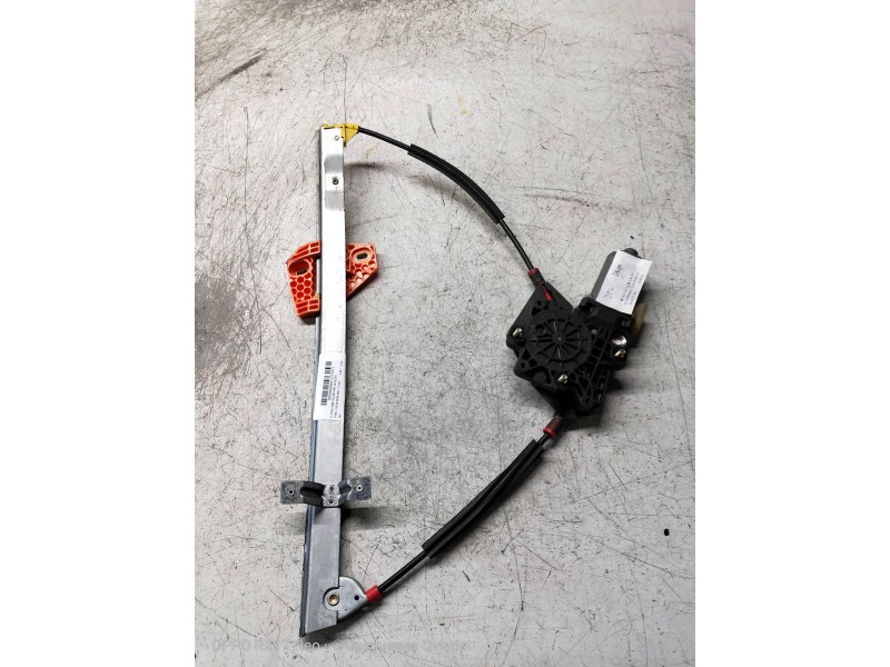 Recambio de elevalunas delantero derecho para ford fiesta berlina 1.3 cat referencia OEM IAM   5P