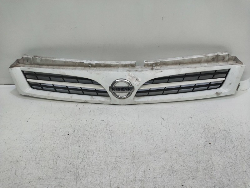 Recambio de rejilla delantera para nissan interstar mod. 04 (x70) 2.5 dci diesel cat referencia OEM IAM   