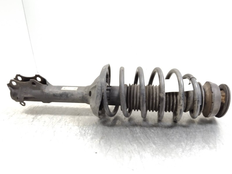 Recambio de amortiguador delantero izquierdo para volkswagen passat berlina (3a2) 1.9 tdi referencia OEM IAM 357413031Q  