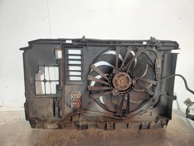 Recambio de electroventilador para citroen xsara berlina 1.4 hdi referencia OEM IAM 9643520680  