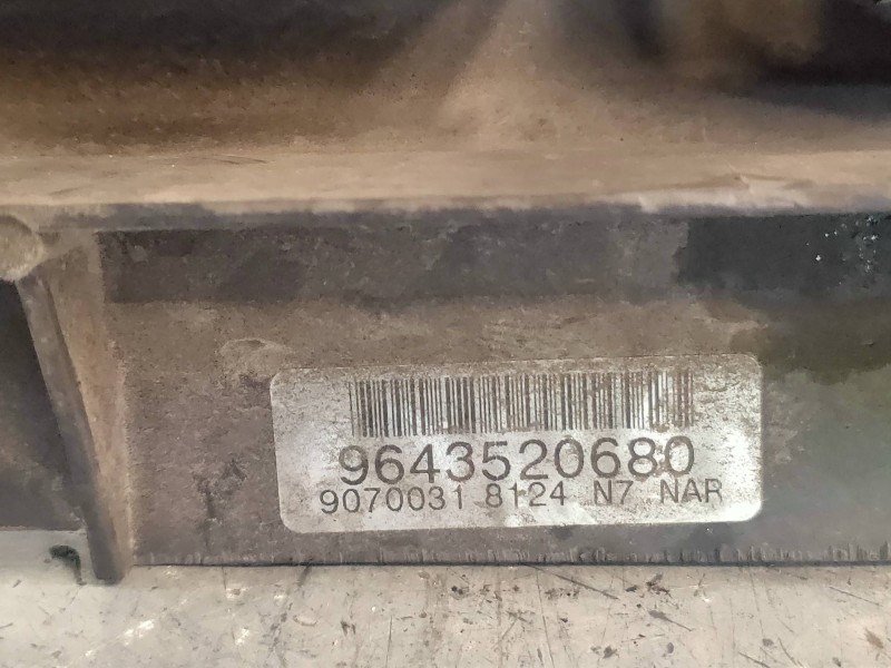 Recambio de electroventilador para citroen xsara berlina 1.4 hdi referencia OEM IAM 9643520680  