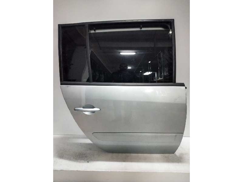 Recambio de puerta trasera derecha para renault espace iv (jk0) 2.2 dci turbodiesel referencia OEM IAM   