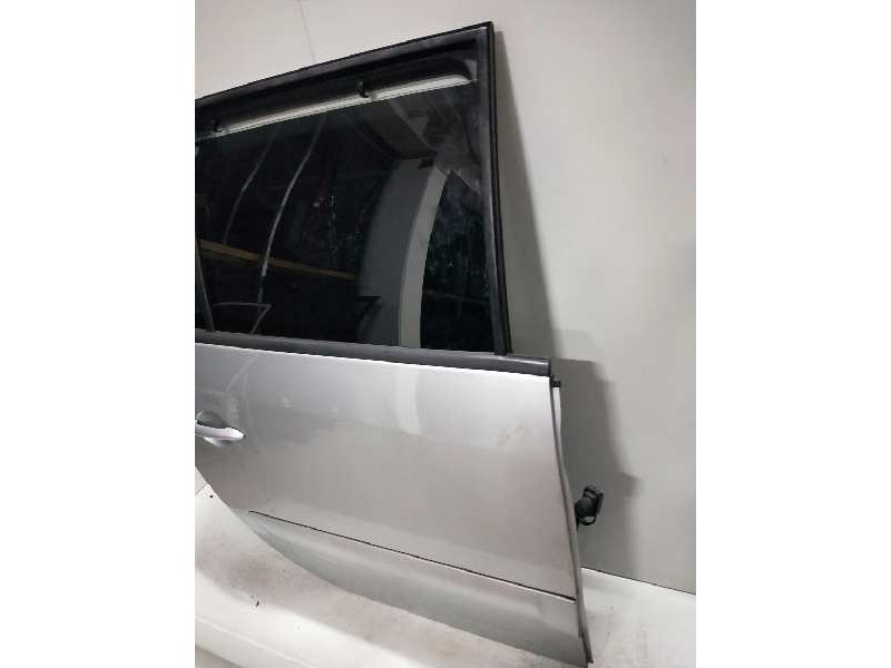 Recambio de puerta trasera derecha para renault espace iv (jk0) 2.2 dci turbodiesel referencia OEM IAM   
