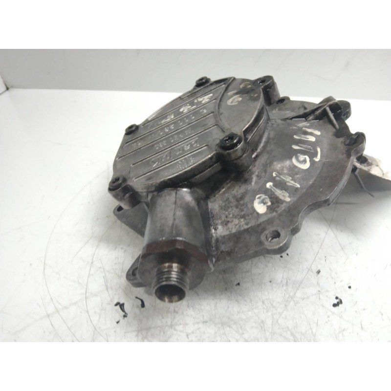 Recambio de depresor freno / bomba vacio para mercedes vito (w638) caja cerrada 110 d  (638.074) referencia OEM IAM 0002303865  