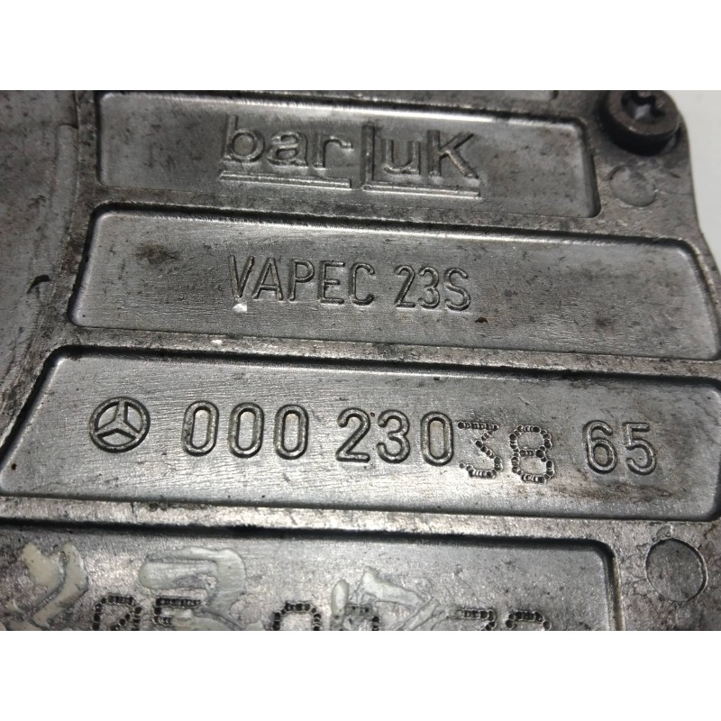 Recambio de depresor freno / bomba vacio para mercedes vito (w638) caja cerrada 110 d  (638.074) referencia OEM IAM 0002303865  