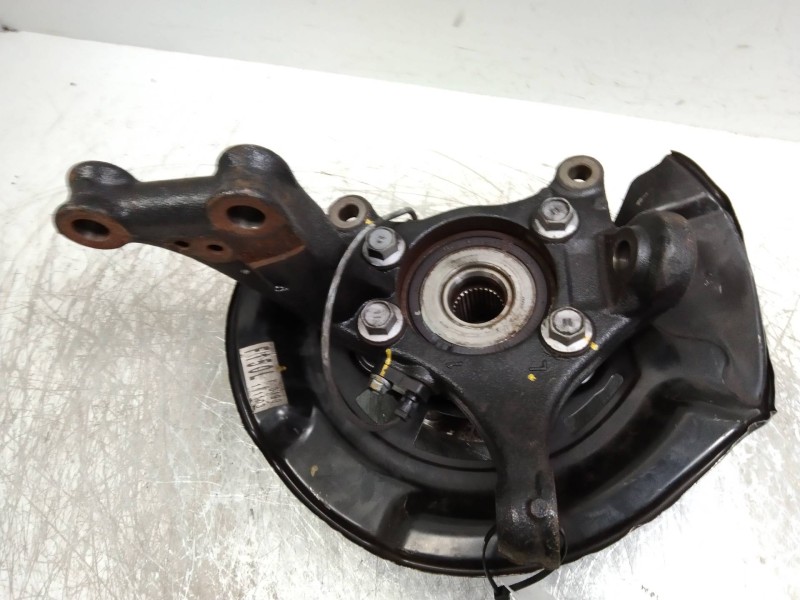 Recambio de mangueta delantera izquierda para toyota rav 4 (a3) advance referencia OEM IAM    Recambio de mangueta delantera izquierda para toyota rav 4 (a3) advance referencia OEM IAM