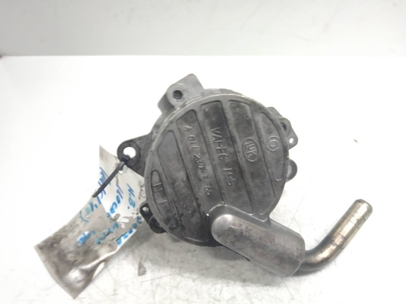 Recambio de depresor freno / bomba vacio para mercedes vito (w638) caja cerrada 110 cdi  (638.094) referencia OEM IAM A611230016