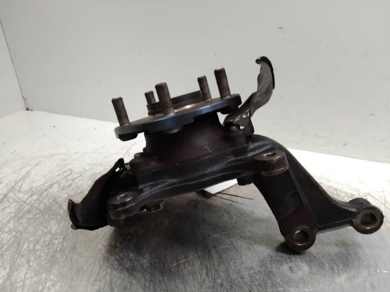 Recambio de mangueta delantera derecha para toyota rav 4 (a3) advance referencia OEM IAM   