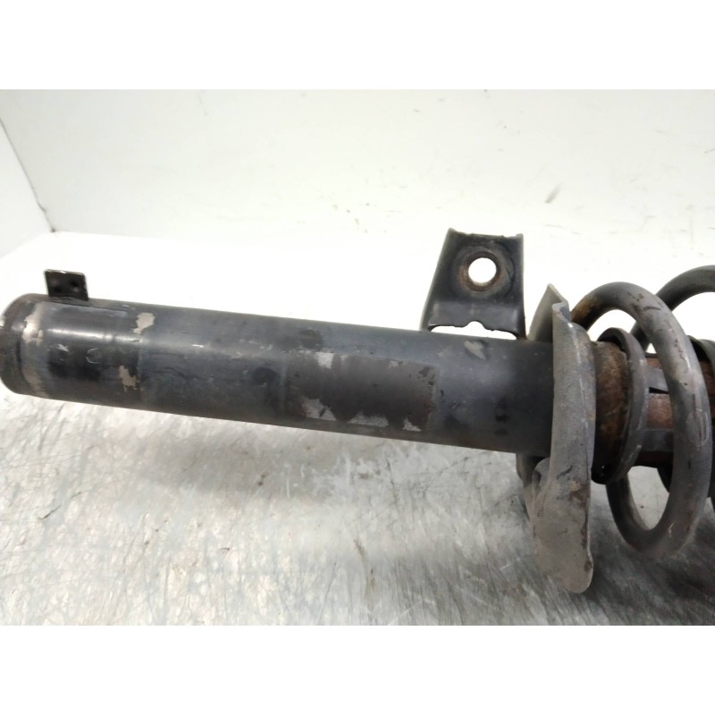 Recambio de amortiguador delantero izquierdo para volkswagen passat berlina (3c2) highline referencia OEM IAM 3C0413031AC  