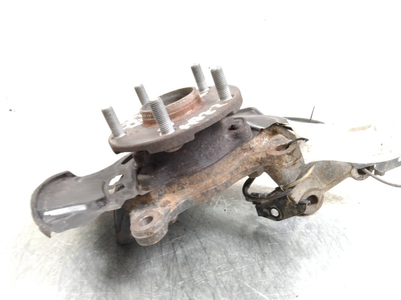 Recambio de mangueta delantera derecha para toyota rav 4 (a3) 2.2 d-4d cat referencia OEM IAM   