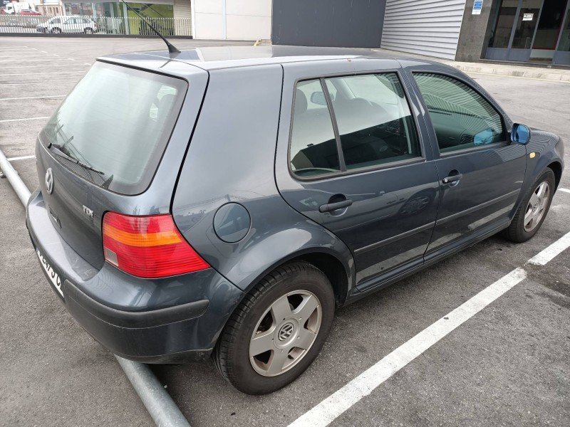 volkswagen golf iv berlina (1j1) del año 1999