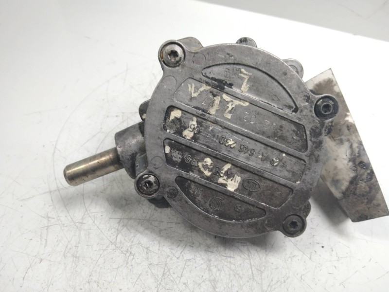 Recambio de depresor freno / bomba vacio para mercedes vito caja cerrada 6.03  115 cdi largo (639.603) referencia OEM IAM A64623