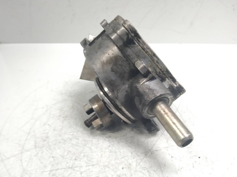 Recambio de depresor freno / bomba vacio para mercedes vito caja cerrada 6.03  115 cdi largo (639.603) referencia OEM IAM A64623