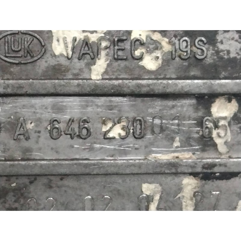 Recambio de depresor freno / bomba vacio para mercedes vito caja cerrada 6.03  115 cdi largo (639.603) referencia OEM IAM A64623