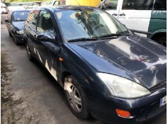 ford focus berlina (cak) del año 2001