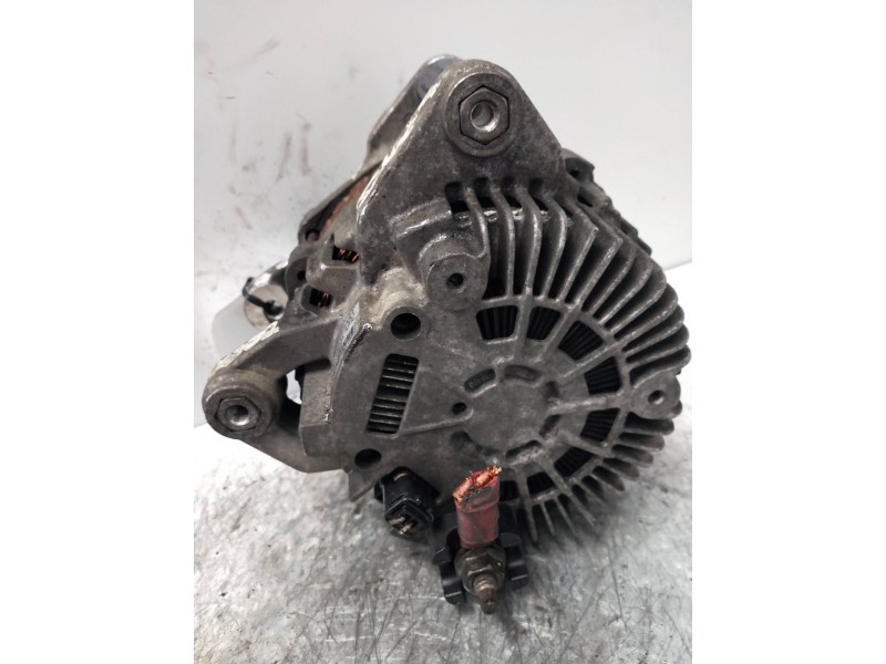 Recambio de alternador para renault espace iv (jk0) dynamique referencia OEM IAM A004TJ0381 8200404464 20DCI