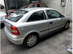 opel astra g berlina del año 2000 2