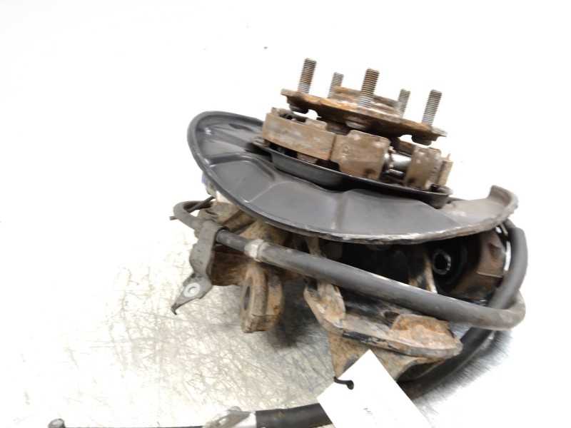 Recambio de mangueta trasera izquierda para toyota rav 4 (a3) 2.2 turbodiesel cat referencia OEM IAM   
