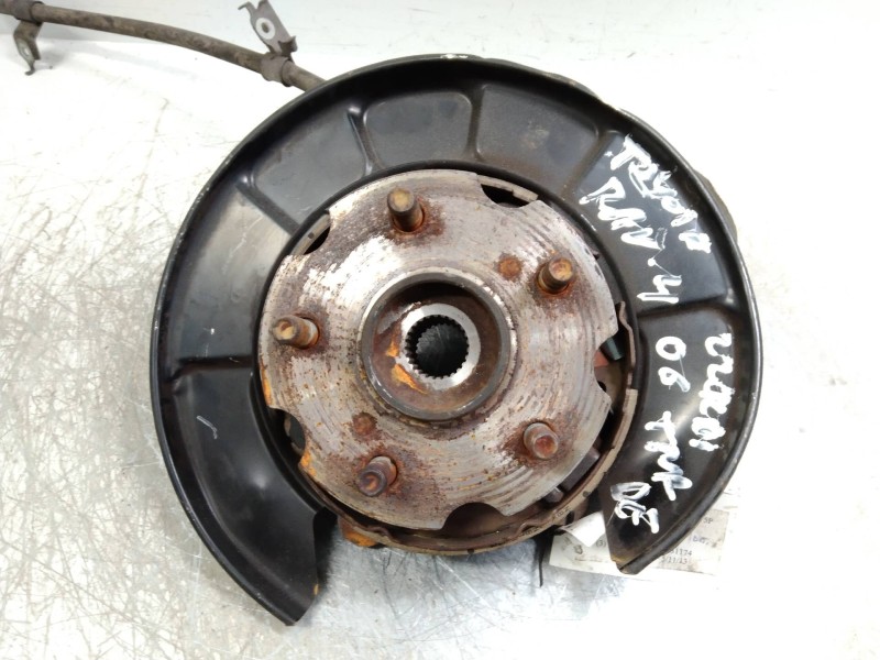 Recambio de mangueta trasera derecha para toyota rav 4 (a3) 2.2 turbodiesel cat referencia OEM IAM   