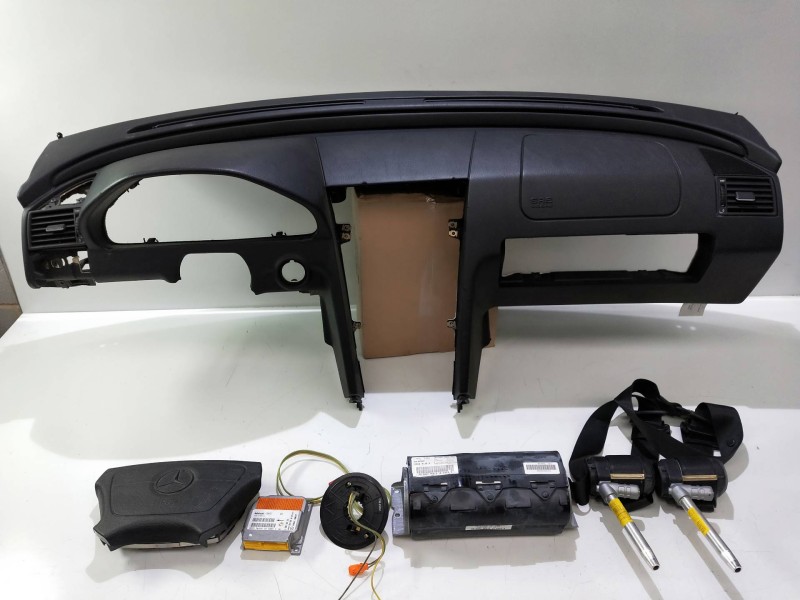 Recambio de kit airbag para mercedes clase c (w202) berlina 1.8 16v cat referencia OEM IAM   