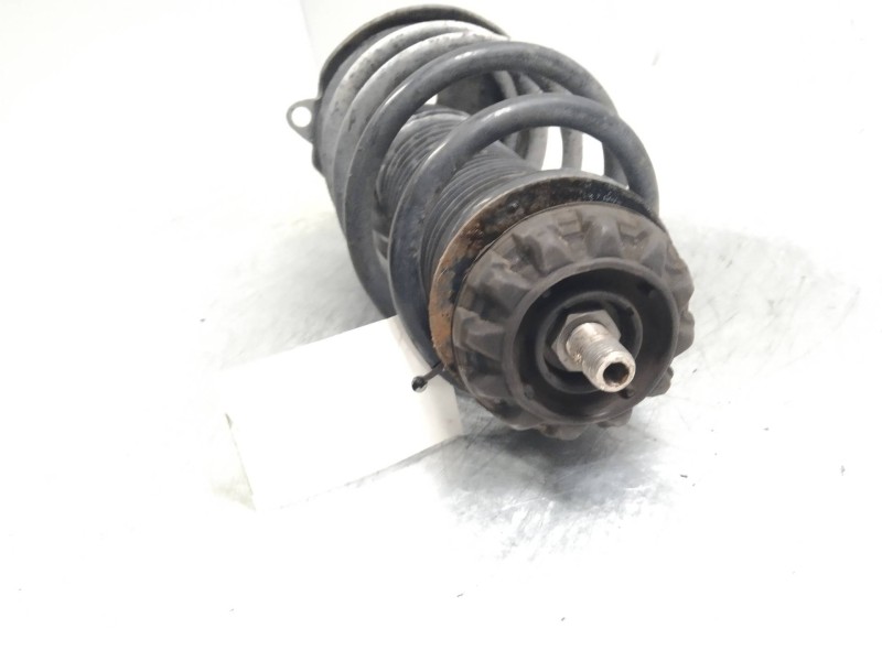 Recambio de amortiguador delantero izquierdo para volkswagen polo berlina (6n1) 1.0 referencia OEM IAM 6N0413031M  