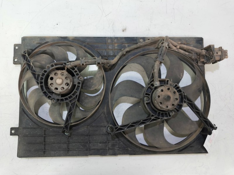 Recambio de electroventilador para skoda octavia berlina (1u2) 1.6 referencia OEM IAM 1J0121207C 1J0121205A 