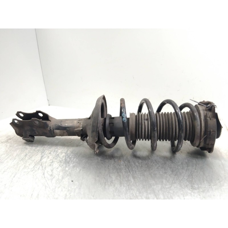 Recambio de amortiguador delantero derecho para volkswagen polo berlina (6n2) 1.4 tdi referencia OEM IAM 6N0413031K  