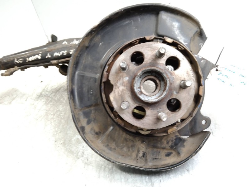 Recambio de mangueta trasera derecha para toyota rav 4 (a2) 2.0 d-4d sol 4x4 (2003) referencia OEM IAM    Recambio de mangueta trasera derecha para toyota rav 4 (a2) 2.0 d-4d sol 4x4 (2003) referencia OEM IAM