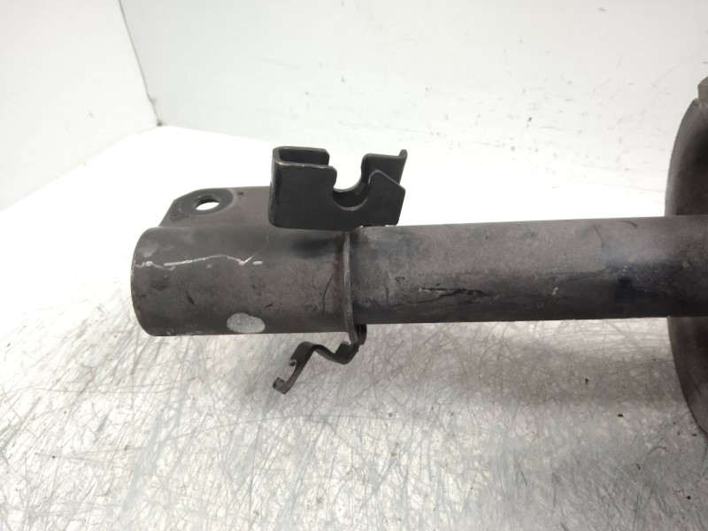 Recambio de amortiguador delantero derecho para renault scenic ii 1.5 dci diesel referencia OEM IAM   